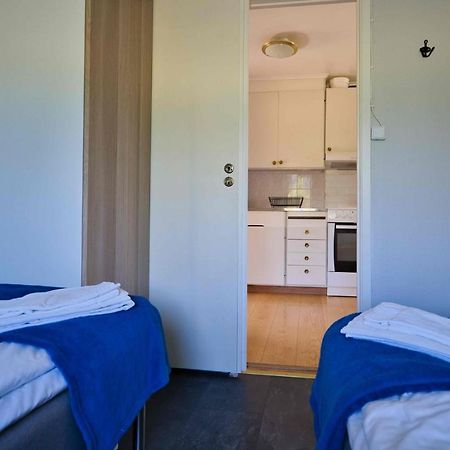 Rosenborgs Friluftspensionats Stugor Med Koek Farjestaden Bagian luar foto